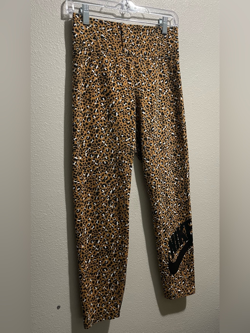 Nike Leopard-Print Leggings